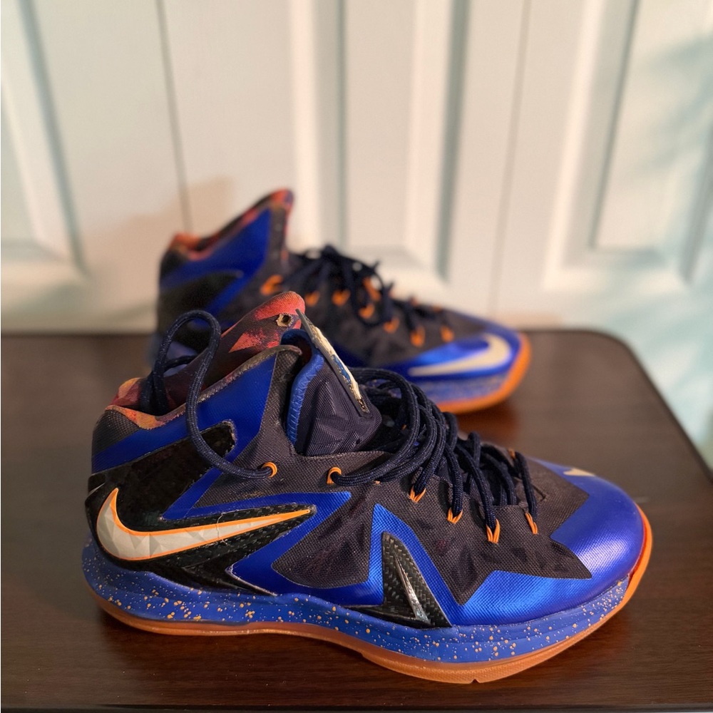 2013 Nike LeBron X Sneakers - Picture 5 of 15